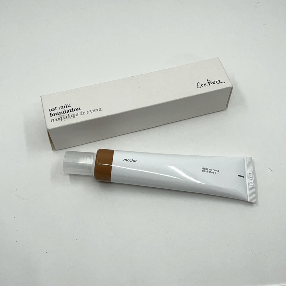 Ere Perez Oatmilk Foundation in Mocha